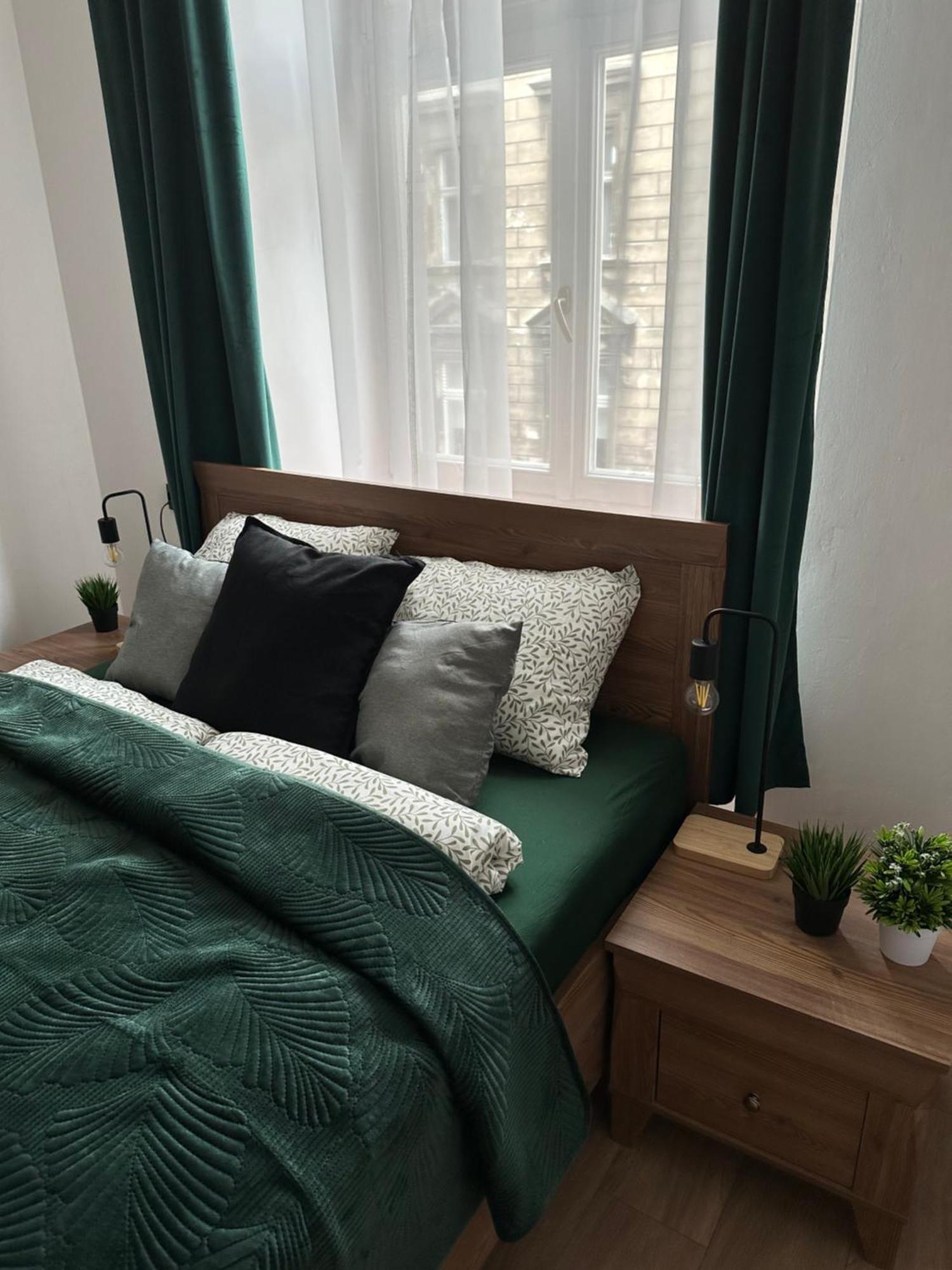 Wielopole Classy Rooms Краков Экстерьер фото